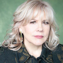 Elizabeth Gilchrist Headshot